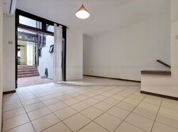 Chancery Lane (D11), Terrace #490906621